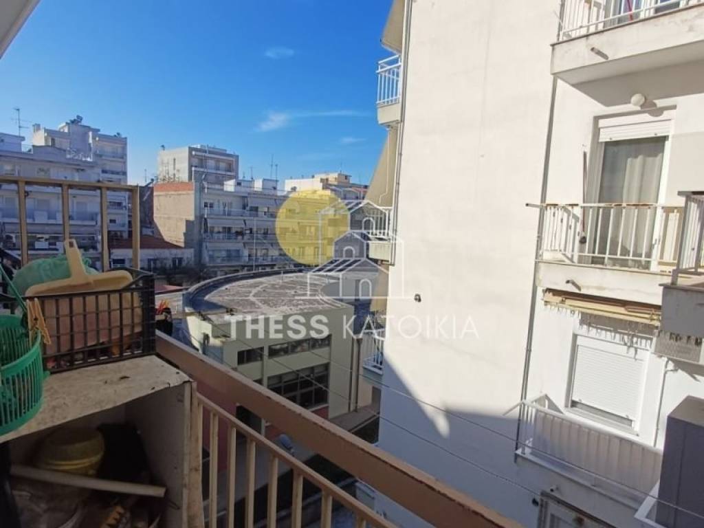 Θέα από μπαλκόνι