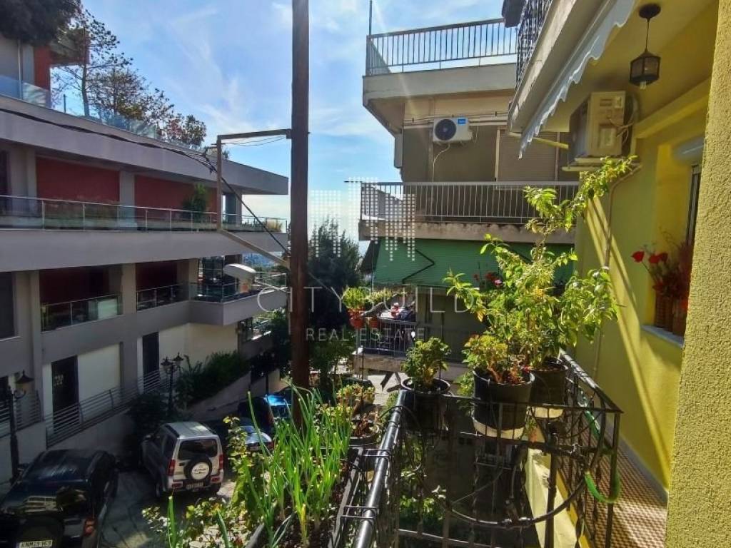 Θέα από μπαλκόνι