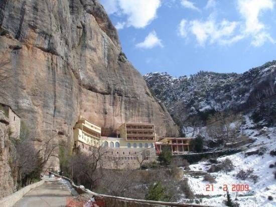 Μέγα Σπήλαιο