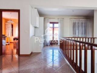 Διάδρομος,Όροφος