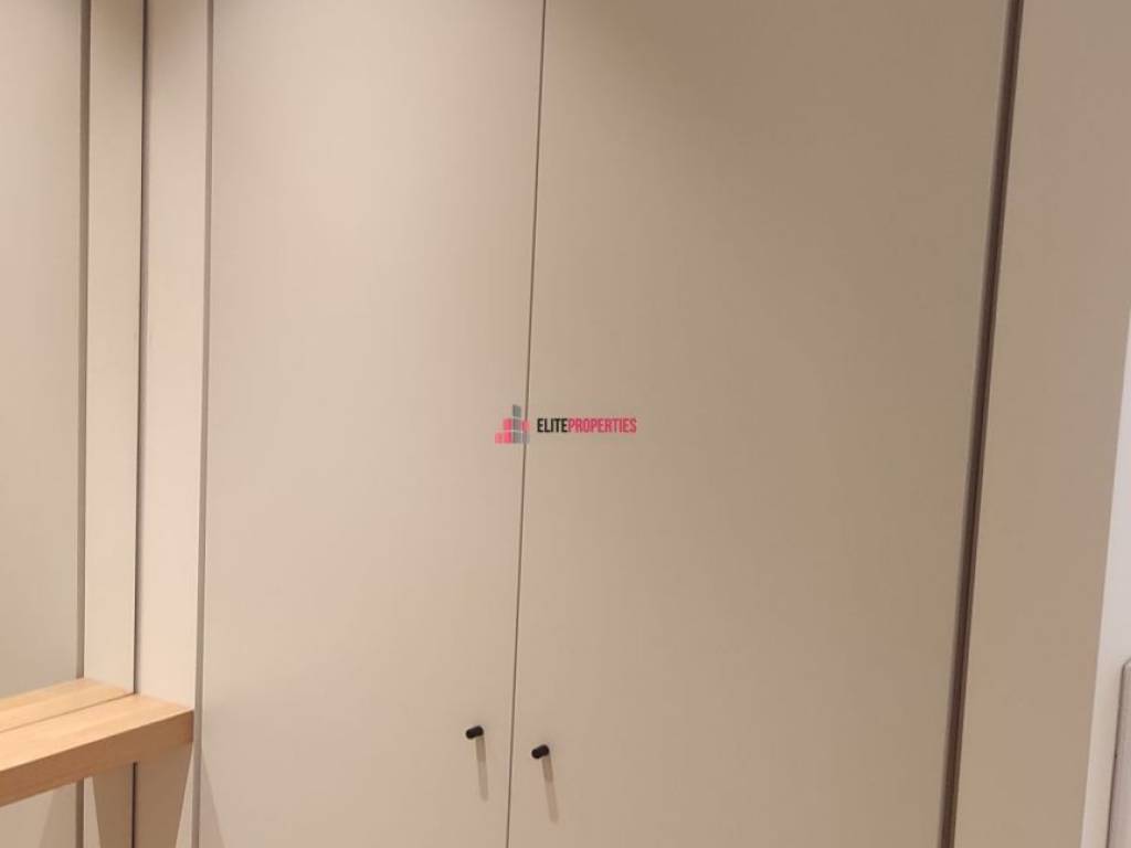 ΝΤΟΥΛΑΠΑ ΧΩΛ