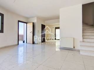 Σαλόνι,1ος όροφος