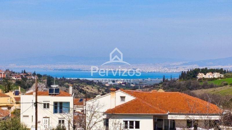 Θέα από υπνοδωμάτιο