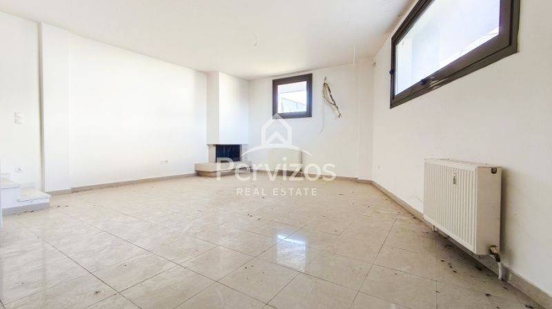 Σαλόνι,Ισόγειο