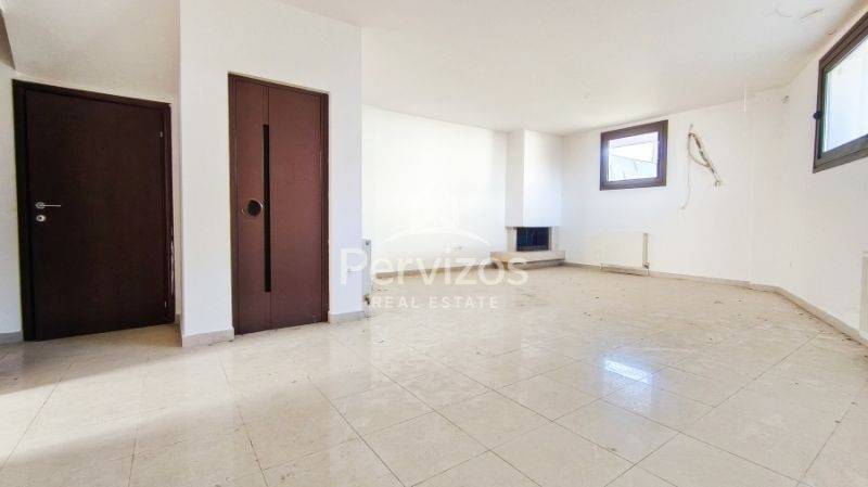 Σαλόνι,Ισόγειο