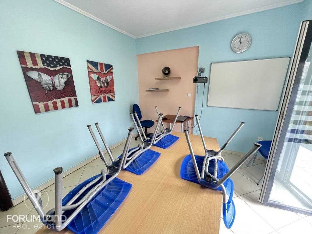 Forumland Real Estate, επαγγελματικός χώρος