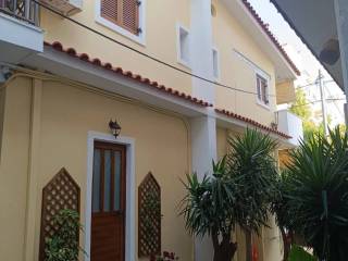 Two-level detached house