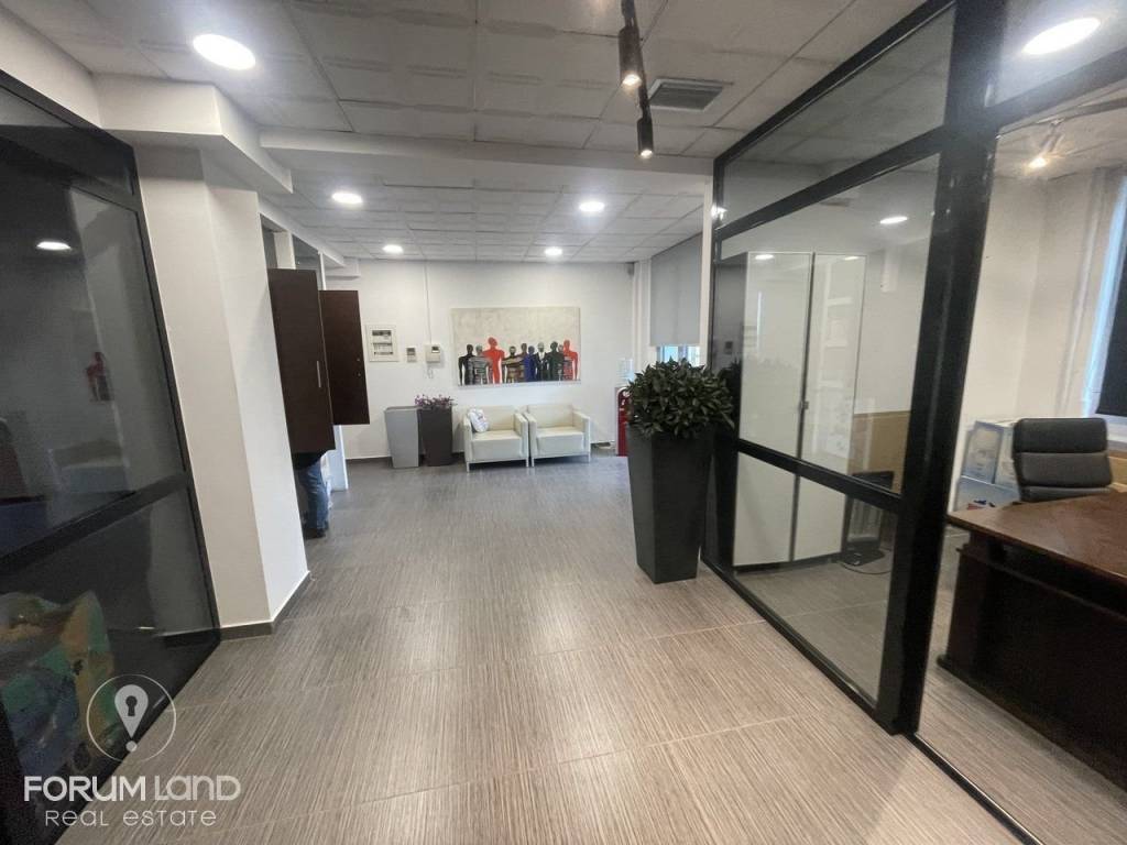 Forumland Real Estate, Εσωτερική όψη