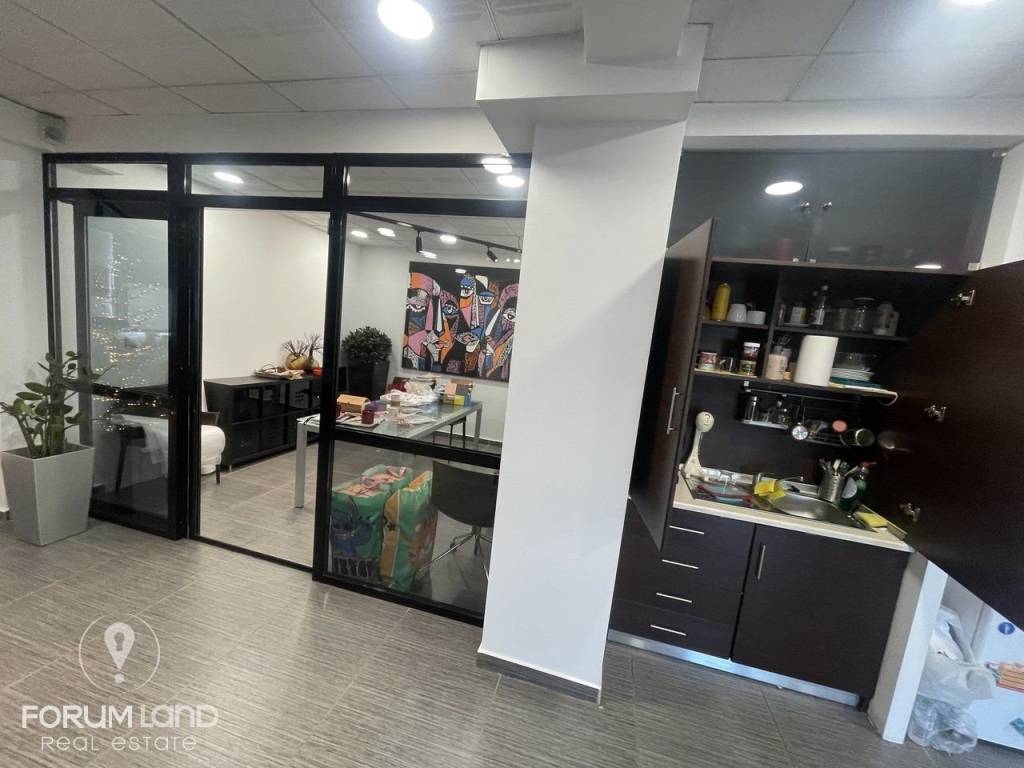 Forumland Real Estate, Εσωτερική όψη