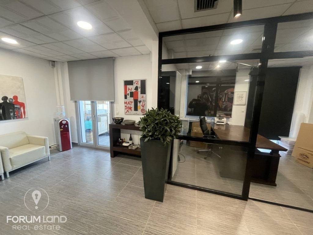 Forumland Real Estate, Εσωτερική όψη