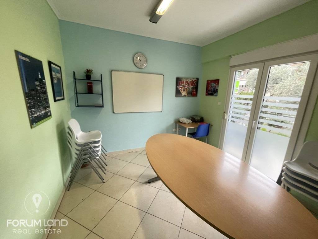 Forumland Real Estate, επαγγελματικός χώρος