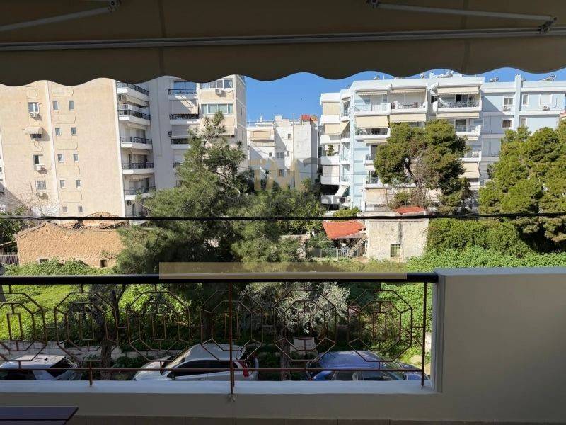 Θέα από μπαλκόνι