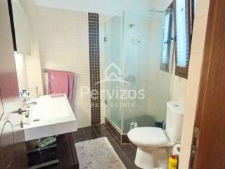 Μπάνιο,Ισόγειο