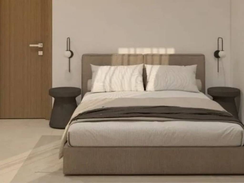 First floor, fully renovated apartment