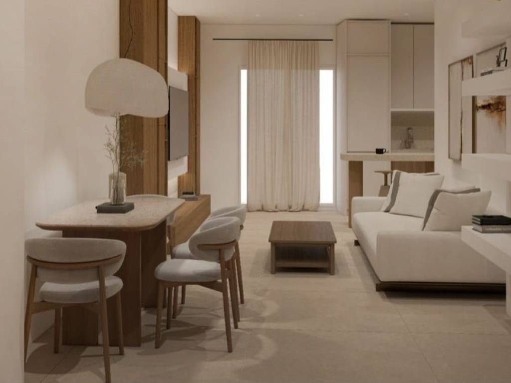 First floor, fully renovated apartment