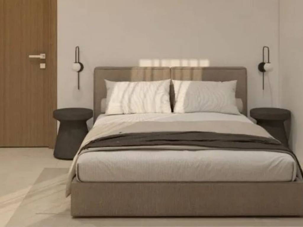 First floor, fully renovated apartment