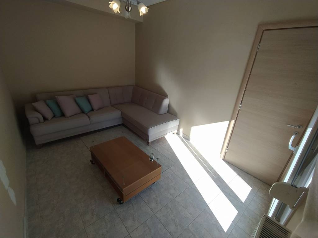 ANYPLACE MESITIKES YPERESIES