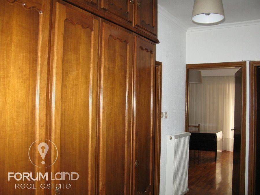 Forumland Real Estate, Ντουλάπες