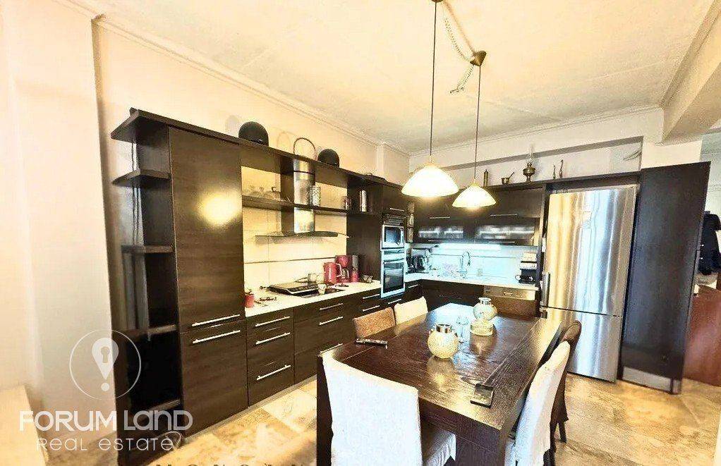 Forumland Real Estate, Κουζίνα