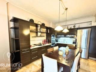 Forumland Real Estate, Κουζίνα