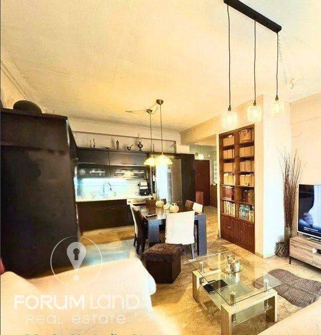 Forumland Real Estate, Σαλοκουζίνα