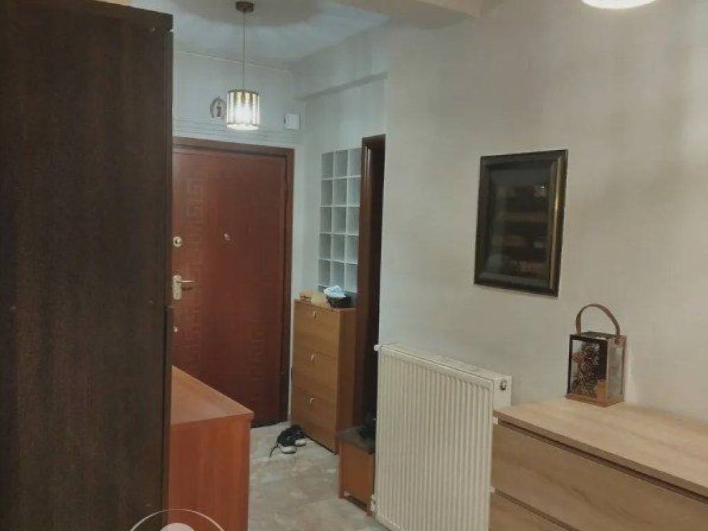 Forumland Real Estate, Χωλ