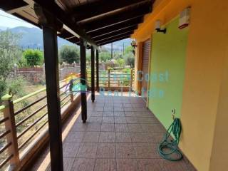 Θέα απο μπαλκόνι