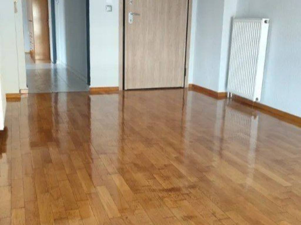 Forumland Real Estate, Σαλόνι με τζάκι