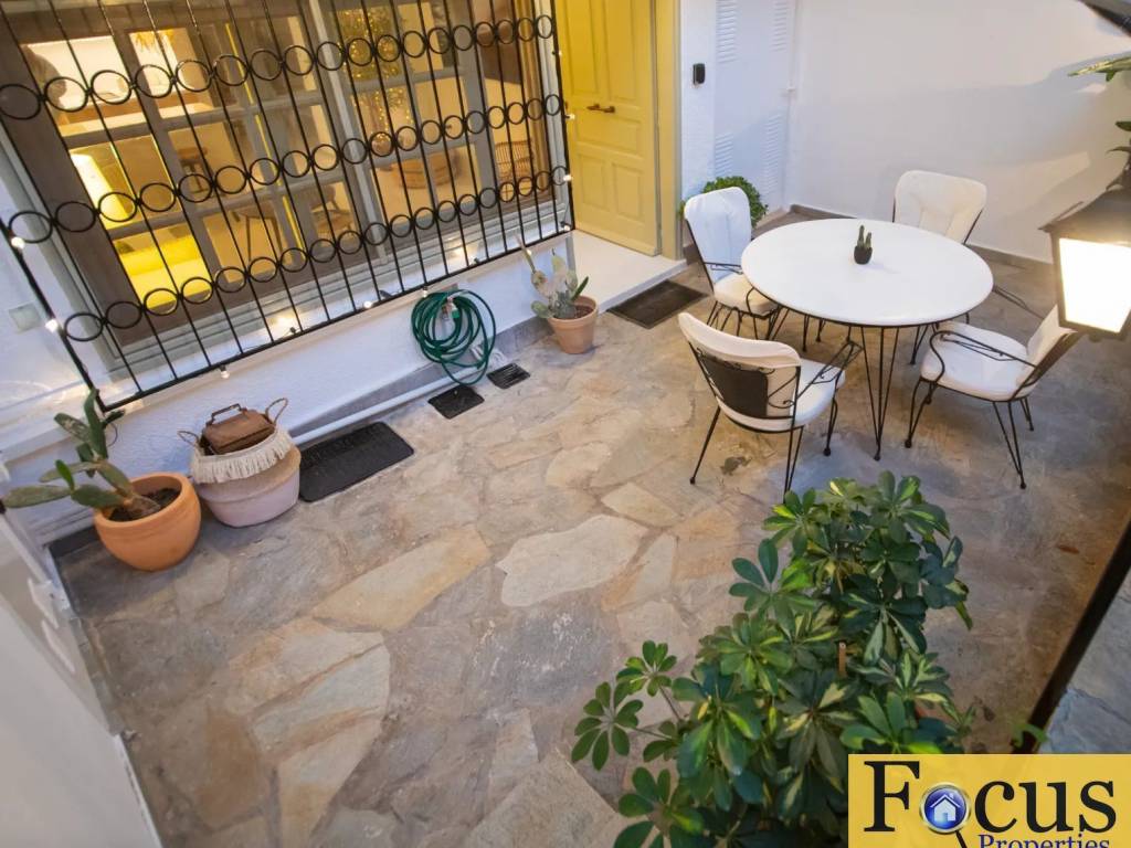 Εσωτερικοι χώροι