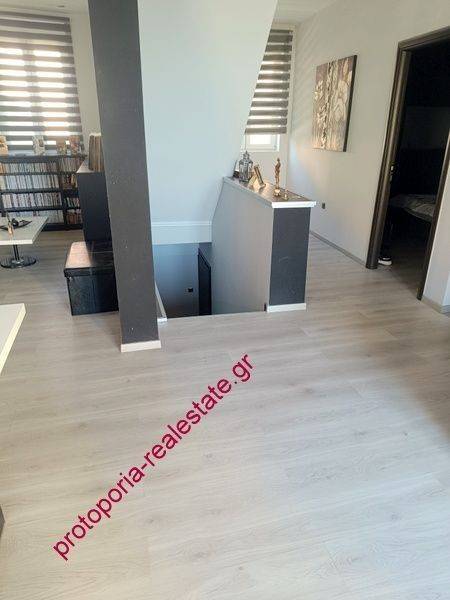 ΕΣΩΤΕΡΙΚΗ ΣΚΑΛΑ