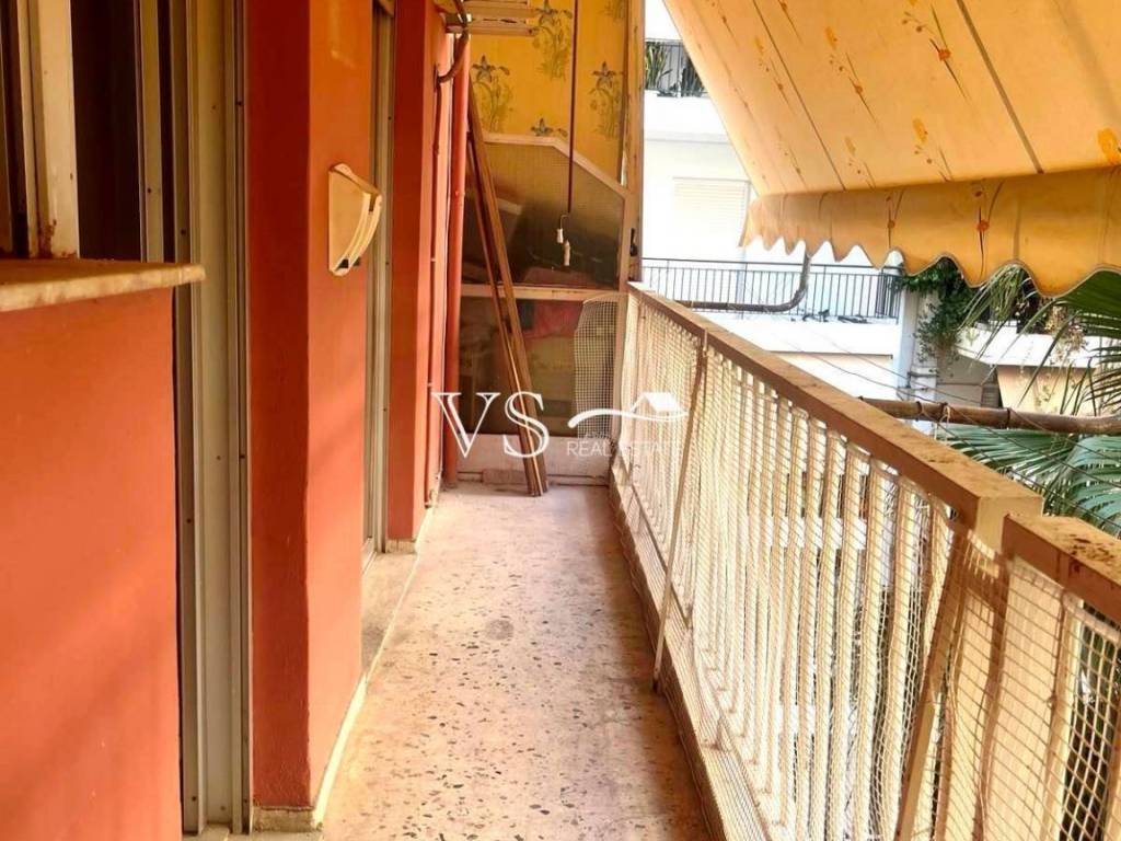 Θέα απο μπαλκόνι