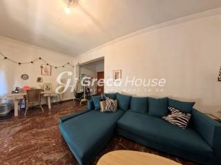 Διαμέρισμα με 2 Υ/Δ προς πώληση Παγκράτι