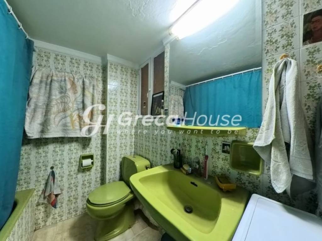 Διαμέρισμα με 2 Υ/Δ προς πώληση Παγκράτι