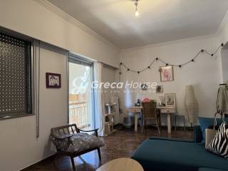 Διαμέρισμα με 2 Υ/Δ προς πώληση Παγκράτι