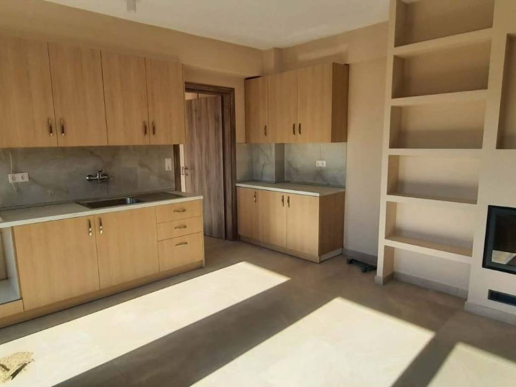 ΣΑΛΟΝΙ-ΚΟΥΖΙΝΑ