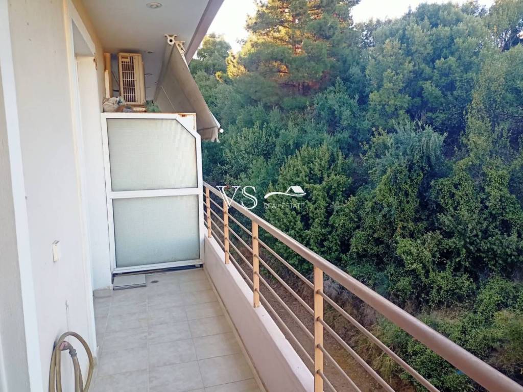 Θέα απο μπαλκόνι