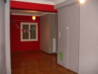 ΣΑΛΟΝΟΤΡΑΠΕΖΑΡΙΑ