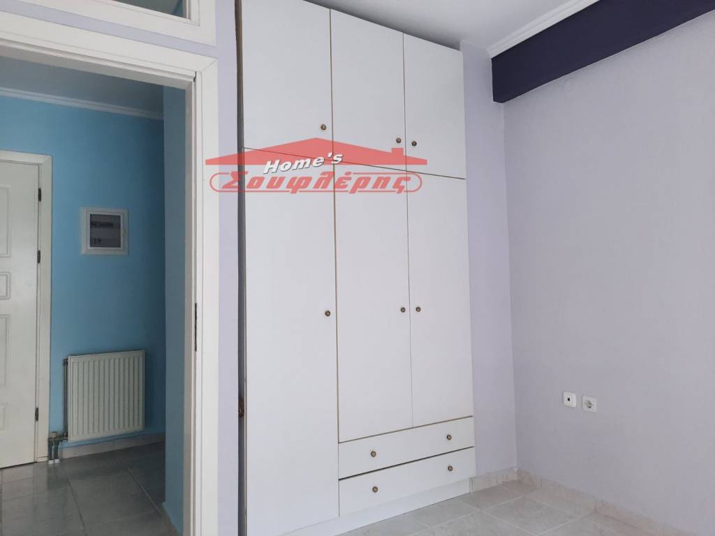 ΕΝΤΟΙΧΙΣΜΕΝΗ ΝΤΟΥΛΑΠΑ