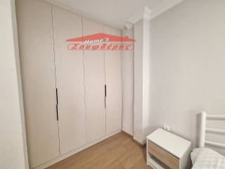 ΜΕΓΑΛΗ ΕΝΤΟΙΧΙΣΜΕΝΗ ΝΤΟΥΛΑΠΑ