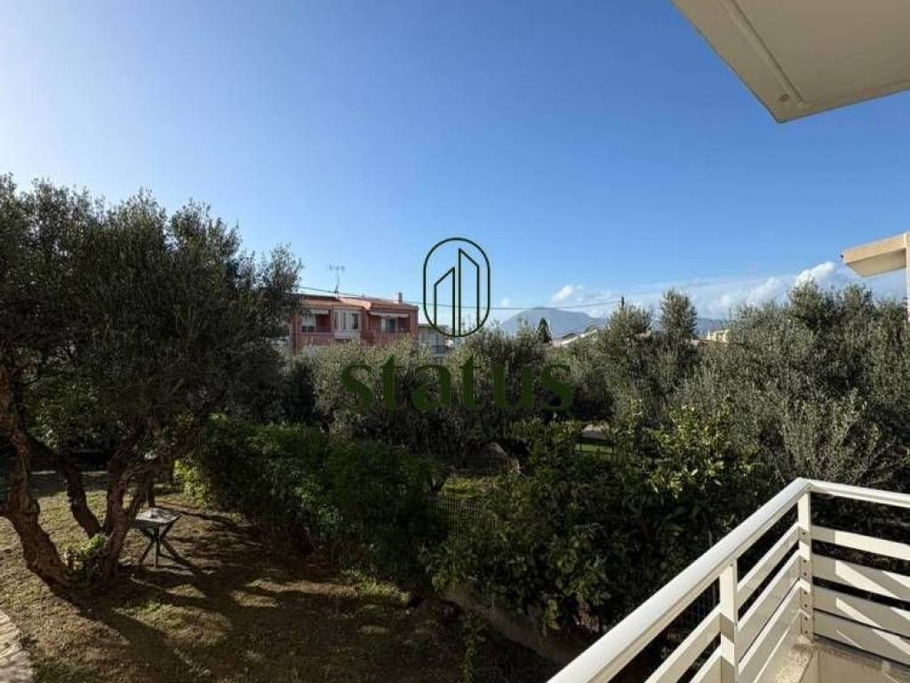 Θέα απο μπαλκόνι