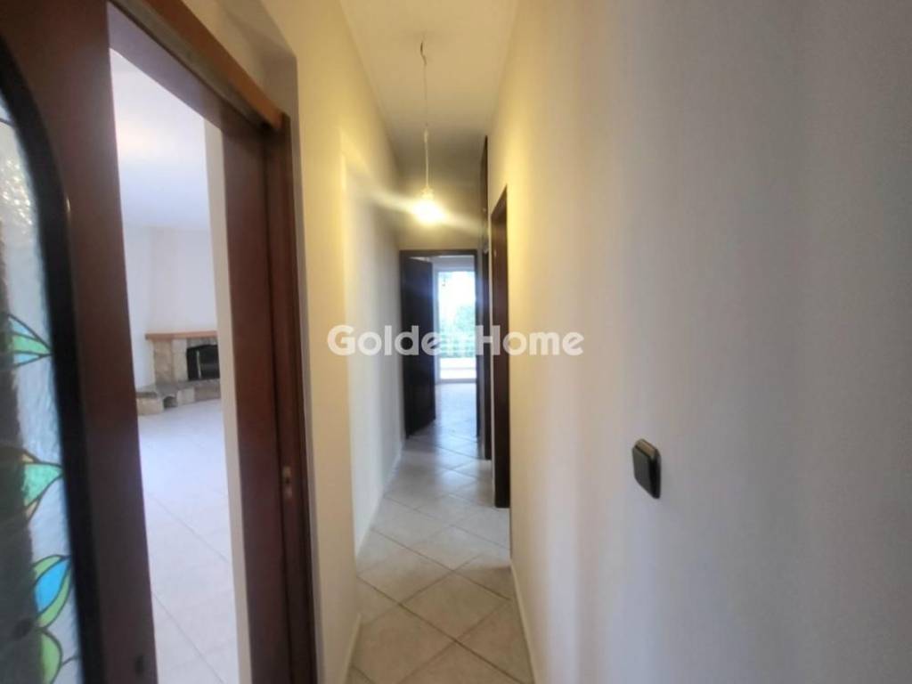 Χολ - Διάδρομος