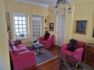 Deytero epipedo kathos anebainoyme ten esoterike skala