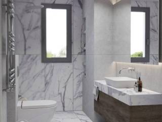 Forumland Real Estate, Μπάνιο