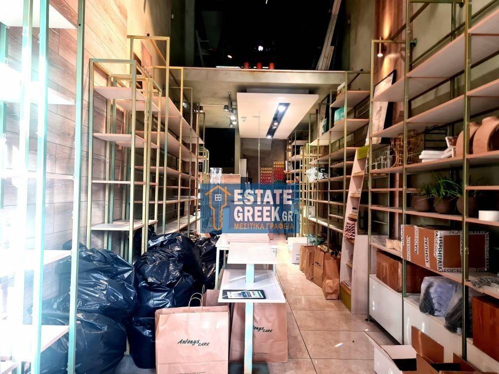 ανακαινισμένο Κατάστημα 114τ.μ. με πρόσοψη 3μ. σε ισόγειο 3 επιπέδων