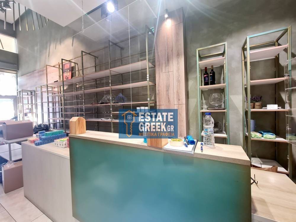 ανακαινισμένο Κατάστημα 114τ.μ. με πρόσοψη 3μ. σε ισόγειο 3 επιπέδων