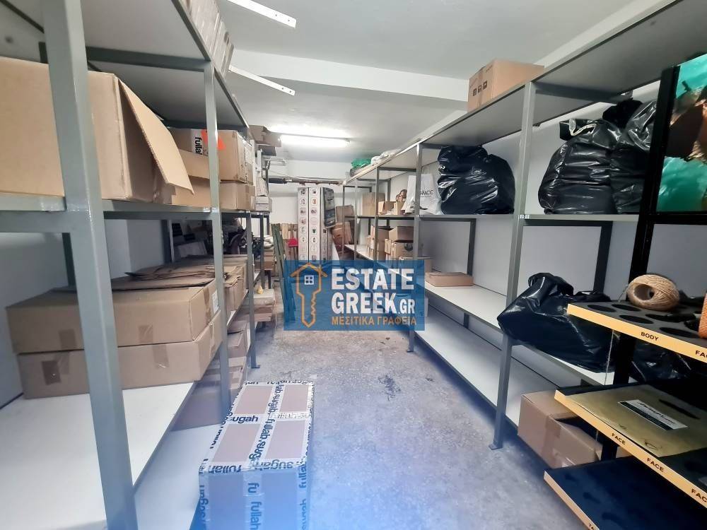 ανακαινισμένο Κατάστημα 114τ.μ. με πρόσοψη 3μ. σε ισόγειο 3 επιπέδων