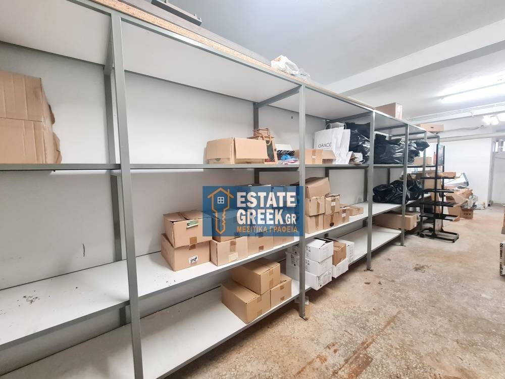 ανακαινισμένο Κατάστημα 114τ.μ. με πρόσοψη 3μ. σε ισόγειο 3 επιπέδων