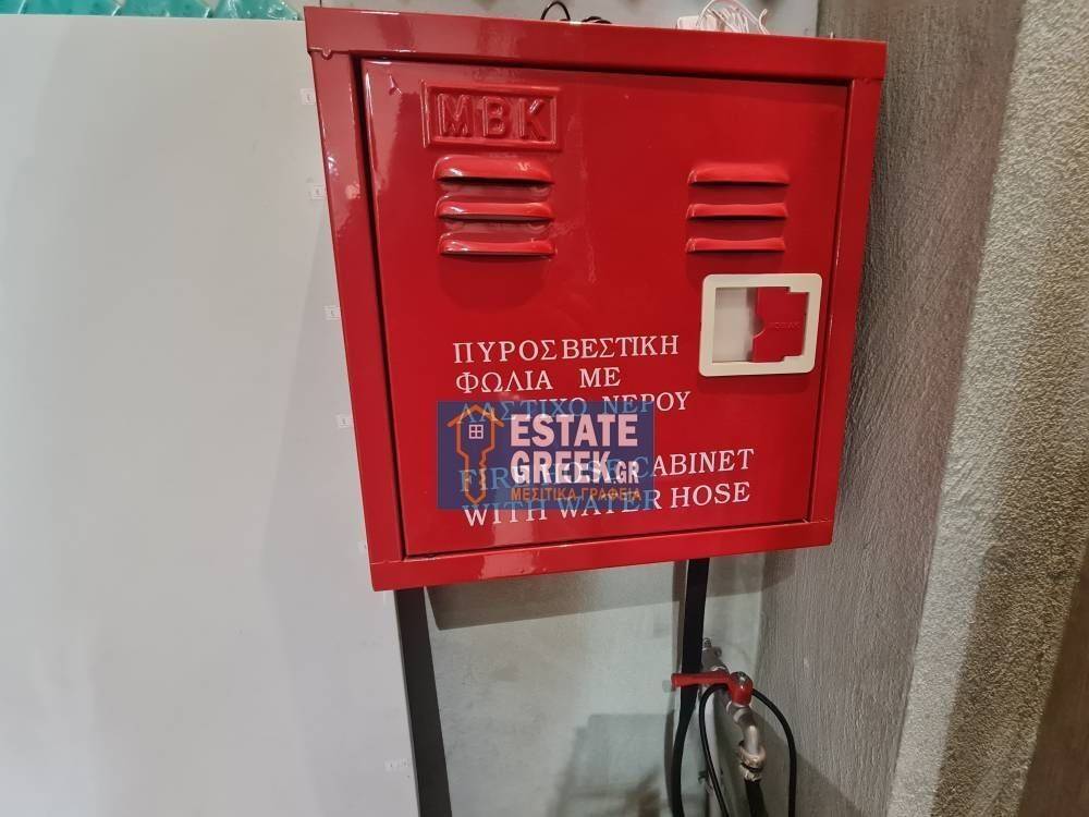 ανακαινισμένο Κατάστημα 114τ.μ. με πρόσοψη 3μ. σε ισόγειο 3 επιπέδων