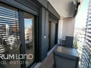 Forumland Real Estate, Βεράντες