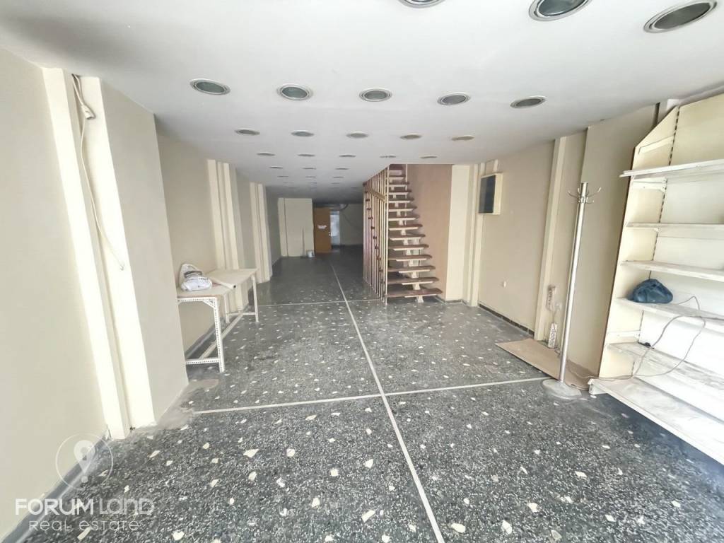 Forumland Real Estate, ισόγειο κατάστημα